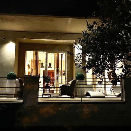 Al Poggio - Luxury Rooms カポテッラ エクステリア 写真