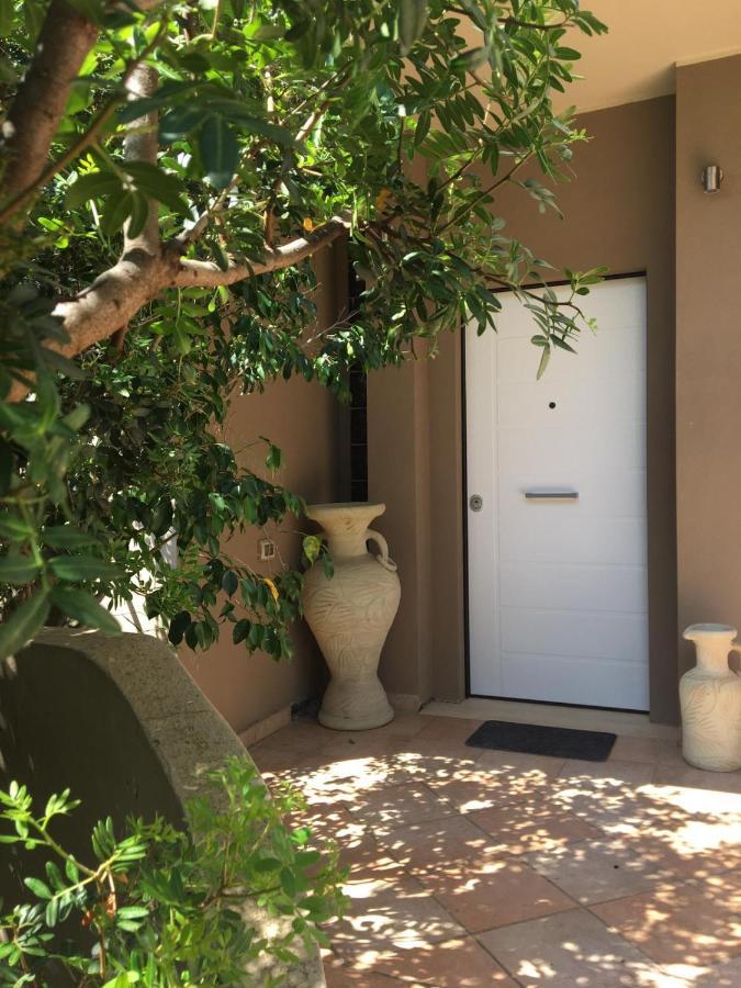 Al Poggio - Luxury Rooms カポテッラ エクステリア 写真