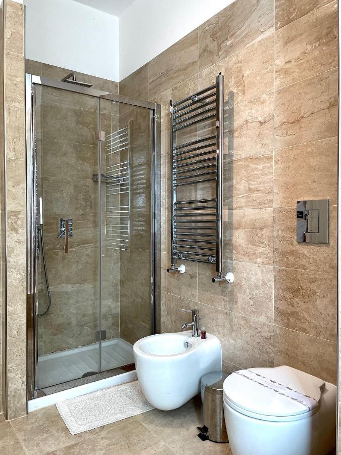 Al Poggio - Luxury Rooms カポテッラ エクステリア 写真